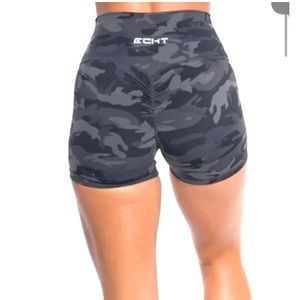 ECHT Force Scrunch Short Black Camo. Size L.